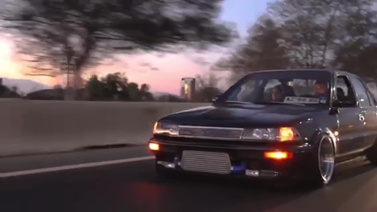 "Timeless Beauty: Exploring the Classic Elegance of the '88 Corolla"