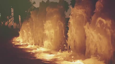 Mountains and rivers as foreshadowing, will always meet you late.