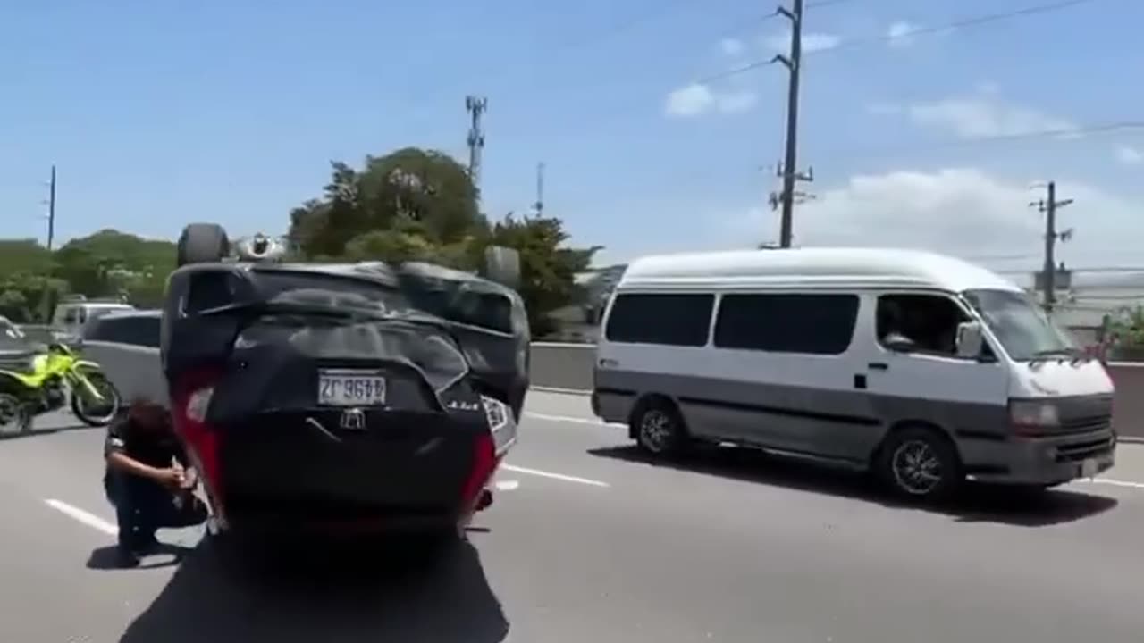 How did the Honda fit flip? 🤔