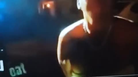 women realy eats cat