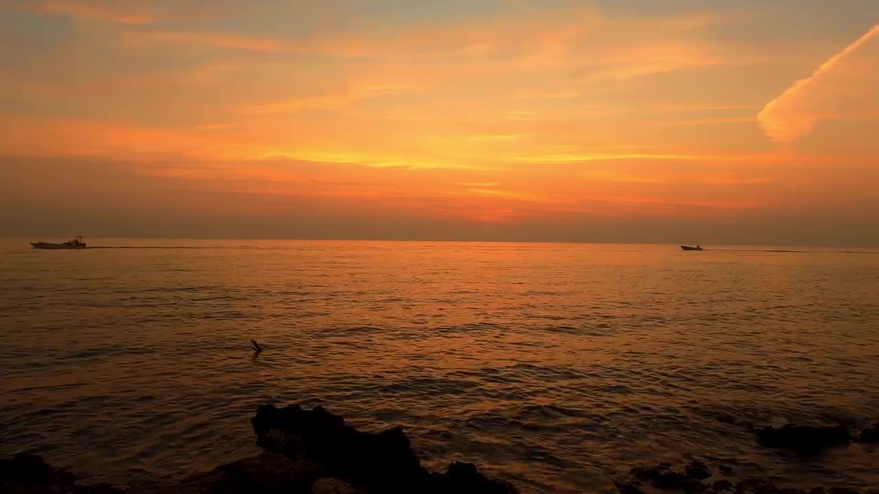 Relaxing waves