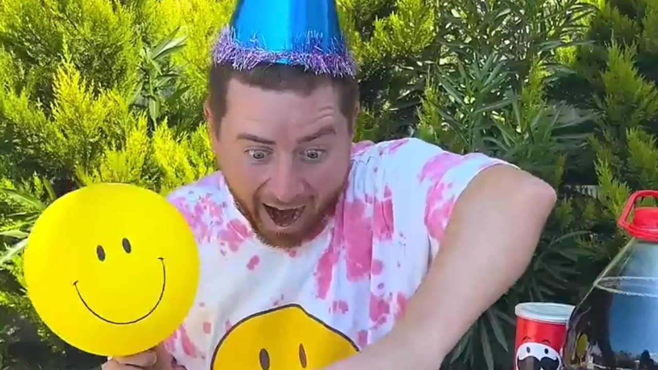 Destroy the cake