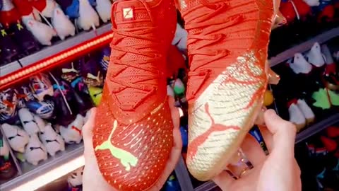 Neymar's World Cup boots are... very gold