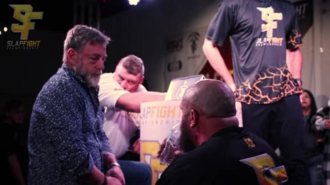 ‘Neanderthal’ vs ‘Hulk’ for the SlapFIGHT Championship