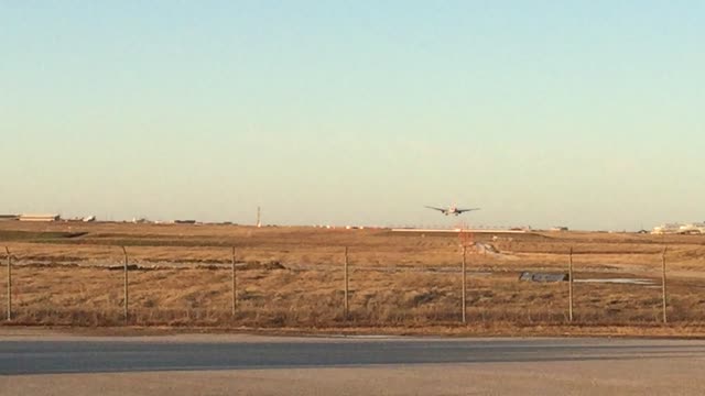 Dallas/Fort Worth Intl (DFW) Arrivals in 20kts crosswind