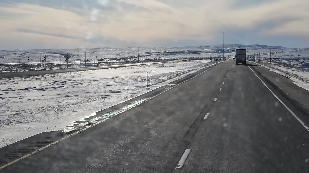 SNOW OV I 80