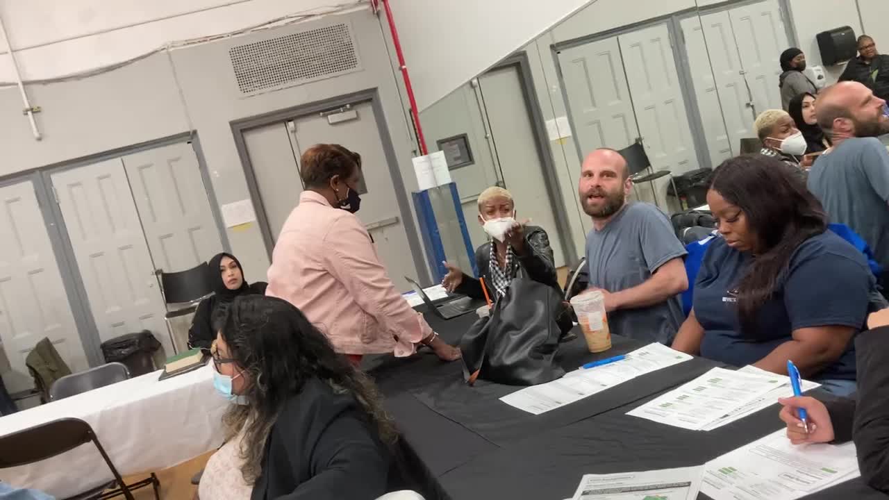 NEW YORKERS Put an end to community meeting 6th May