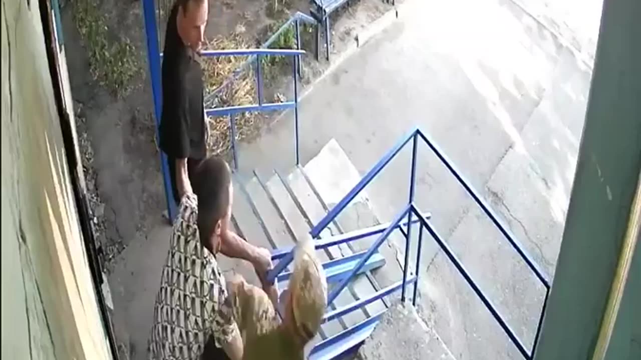 Zelensky regime's TCC abductors abducts two men and beats one of them