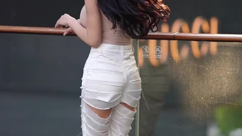 Viral beauty