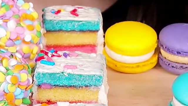 Rock Candy, Cake, Marshmallows, Gummy #zoeyasmr #zoeymukbang #bigbites #mukbang #asmr #food #먹방 #틱톡푸