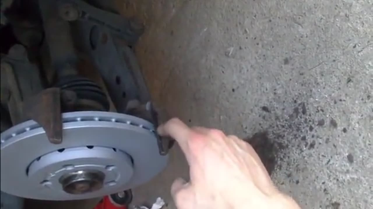 VW GOLF IV-Wymiana klocków i tarcz hamulcowych-PRZÓD