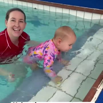 Baby's swimming 🥽🥽🥽🥽 💓💕💗🥰❤️