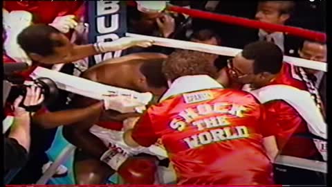 Tyson vs Holmes Round 4
