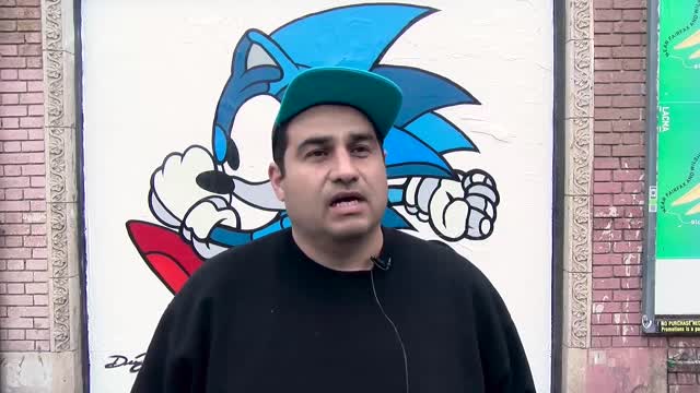 Classic Sonic 25th Anniversary Street Art!