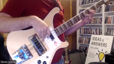 Music: Rush La Villa Strangiato playthrough on bass