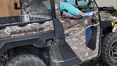 Polaris EV UTV