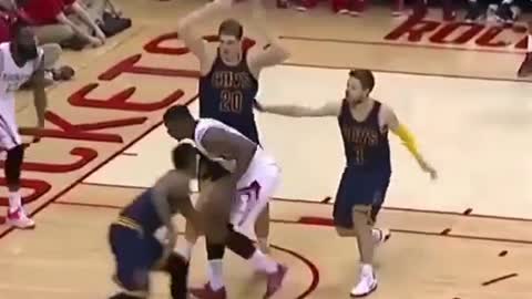 Lebron is the king of the chase down block #lebronjames