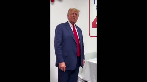 President Trump exposes and NBC Reporter in front of a live audience!