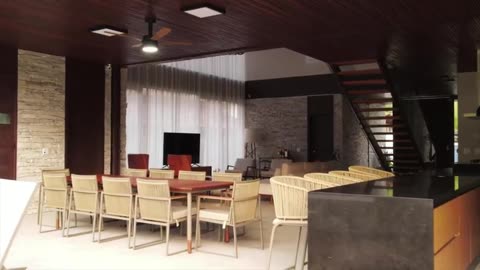 A house_by_a_beautiful_beach_in_brazil