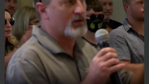 People stand up and speak out at this Governor !!! 2 min