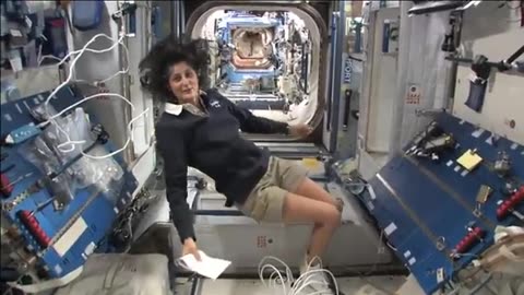 Iss tour kitchen bedroom and the latri