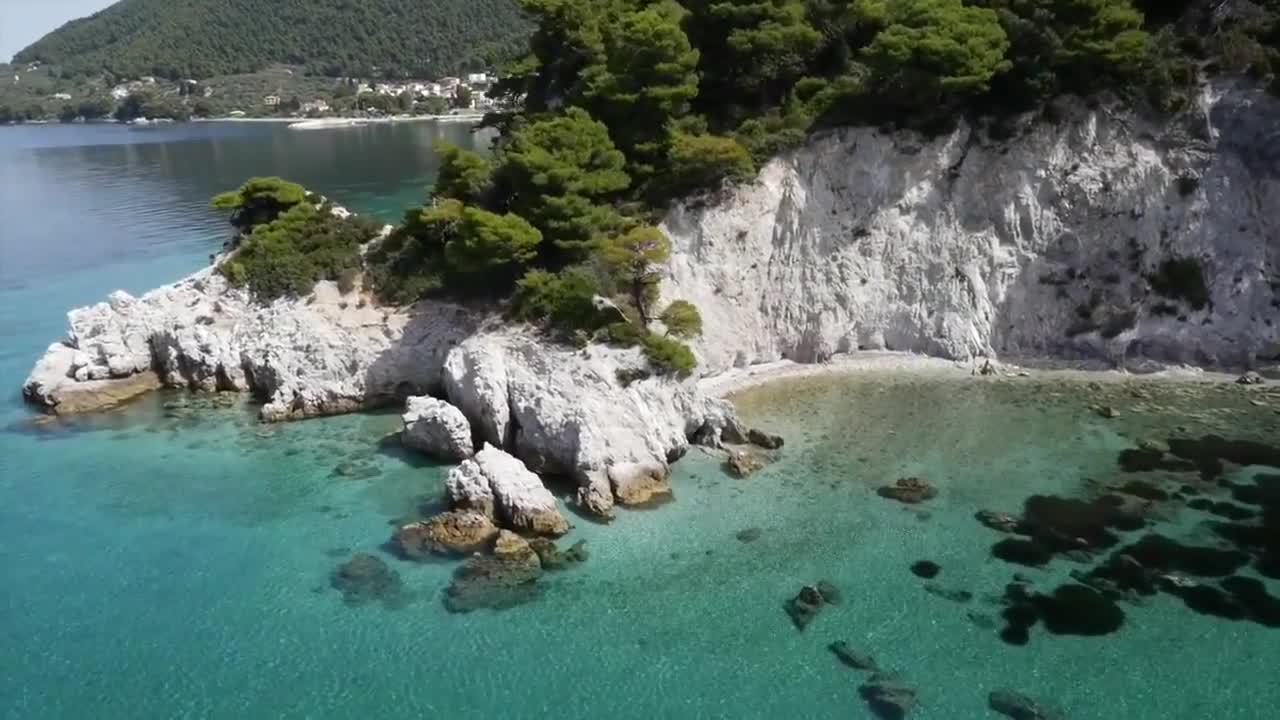 Relaxing music with sea waves - Relaxing/ Calm/ Peaceful Music