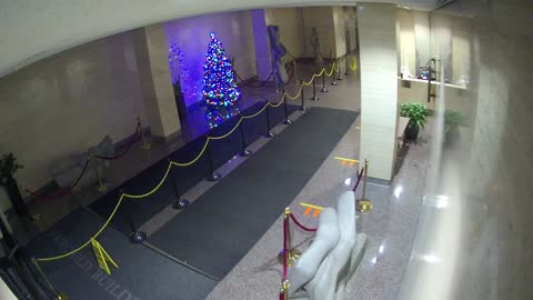 8002FCOB01MainLobby_2021-01-05_03h00min00s450ms.mp4