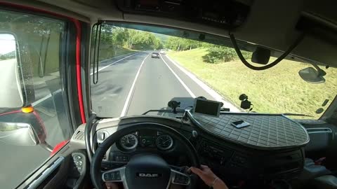 POV TRUCK DRIVING DAF XF 480 #6 | IN CZECH REPUPLIC 🇨🇿-10
