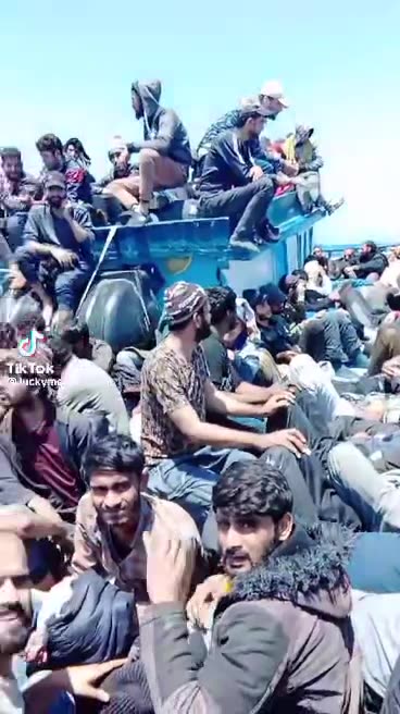 ΑΠΟΚΛΕΙΣΤΙΚΕΣ ΕΙΚΟΝΕΣ ΠΡΙΝ ΤΟ ΝΑΥΑΓΙΟ ΤΗΣ ΠΥΛΟΥ