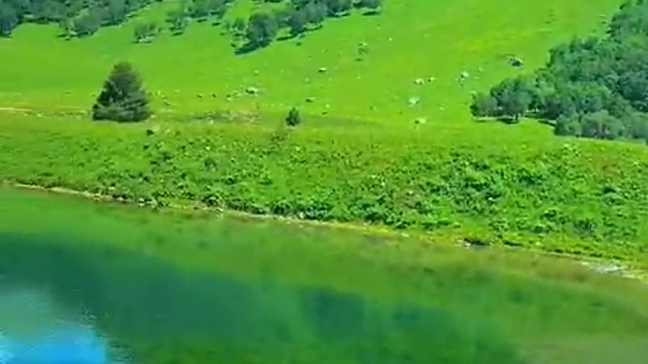 Rainbow 🌈 lake