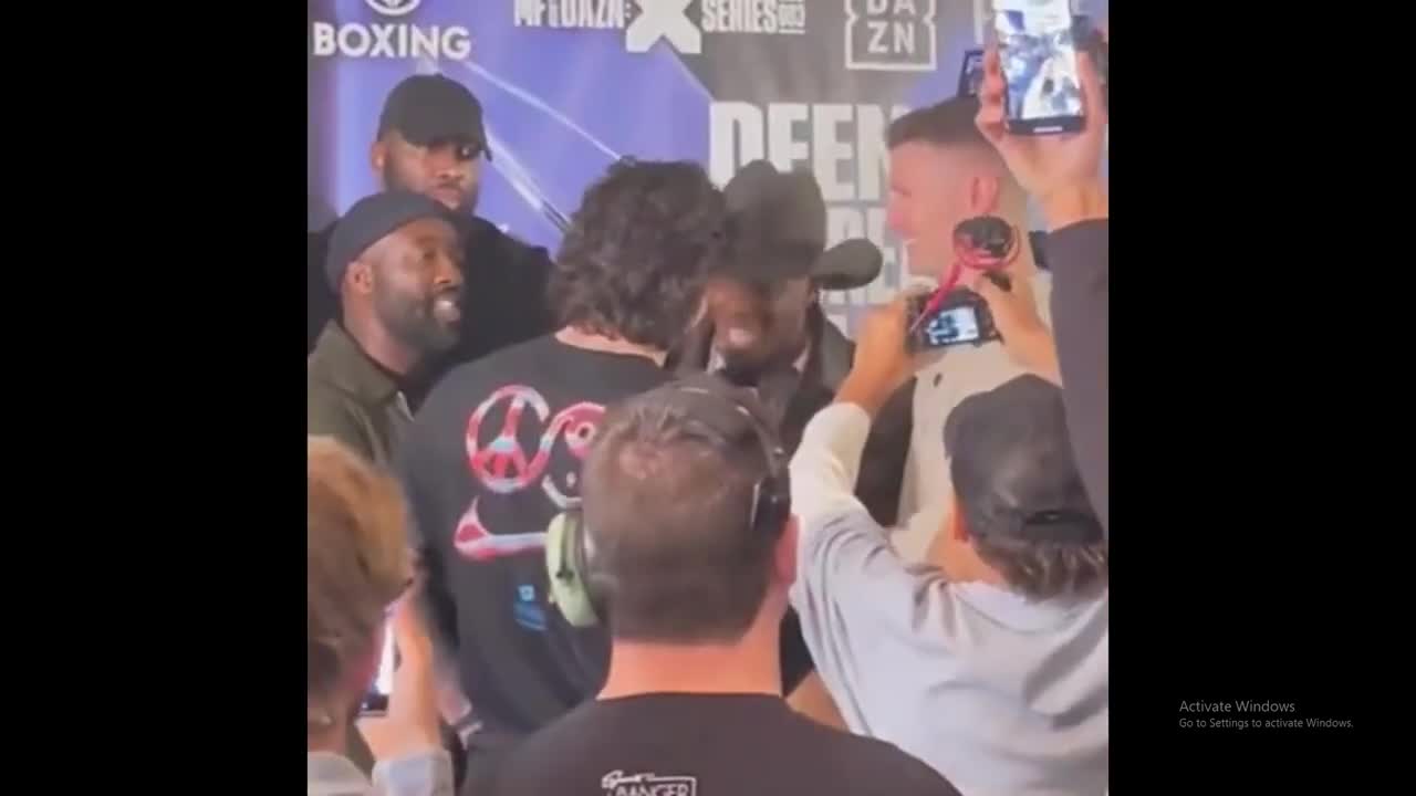 KSI gets punched by DILLION DANIS!!! #ksi #fight