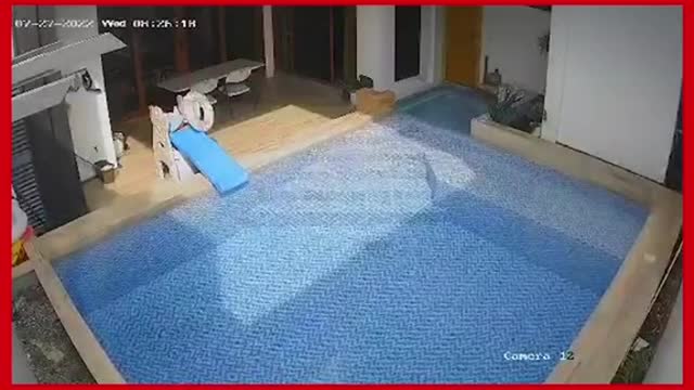 Pagkalog ng tubigsaisang swimming pool,kuha sa CCTV