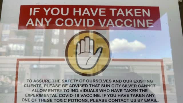 KELOWNA STORE says No Masks, No Vaccinated Allowed Entry!