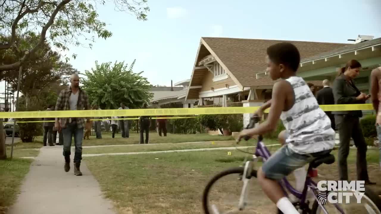 S.W.A.T. _ Hondo's Hood Gets Attacked (Shemar Moore) (1)