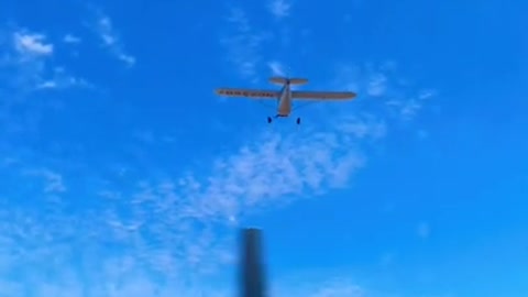 Follow the leader...Plane style