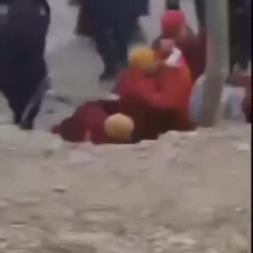 China | Tíbet | Las fuerzas de ocupación chinas atacaron el monasterio de Wongtho