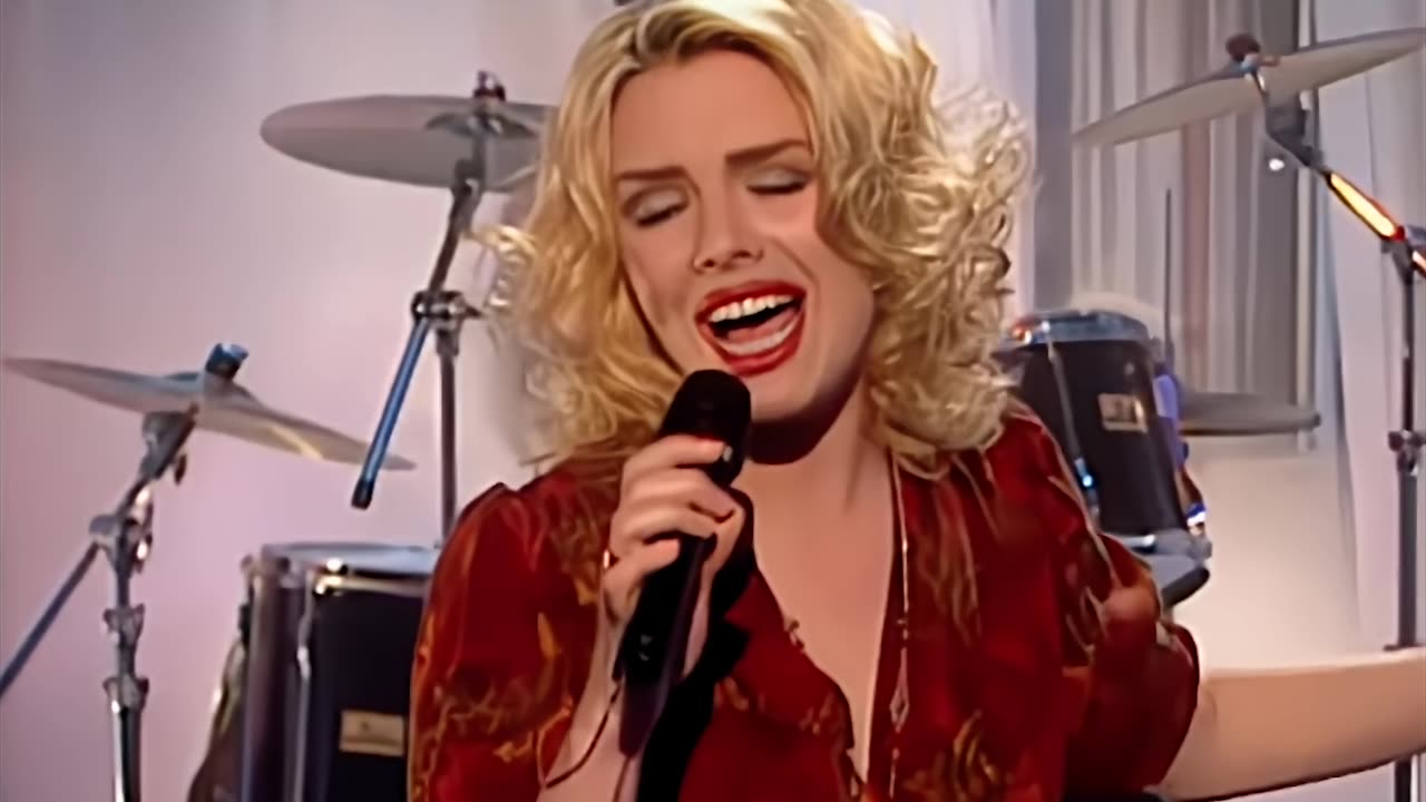 Kim Wilde - Love is Holy (Top Pops 07.05.1992) (Upscaled) UHD 4K