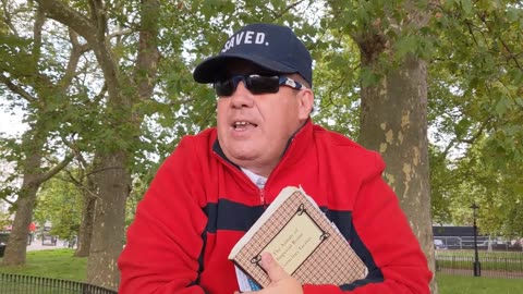 (3) Jason Burns - Encourage Muslims & Atheists - Speakers Corner Hyde Park Londo