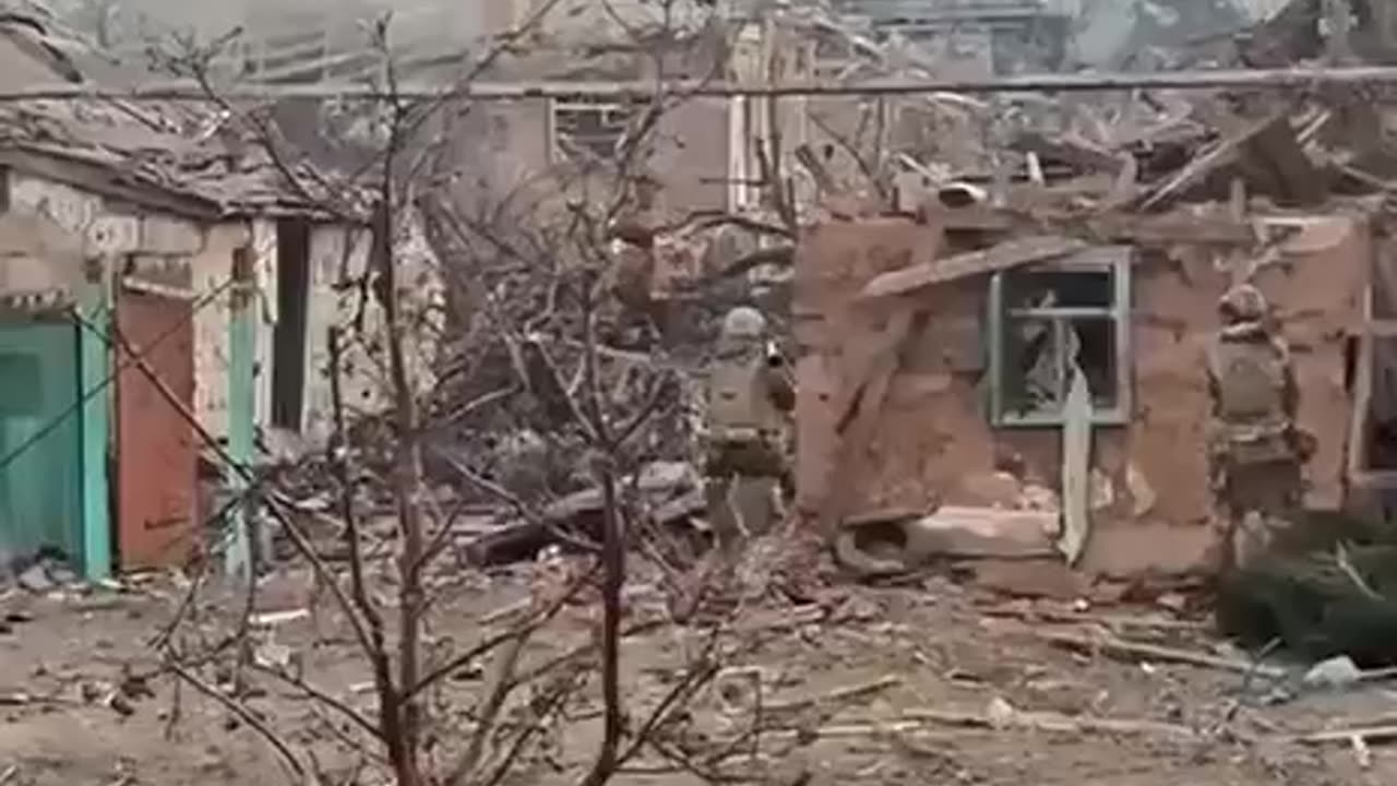 Ukrainian Soldier Fires RPG into Occupied Building