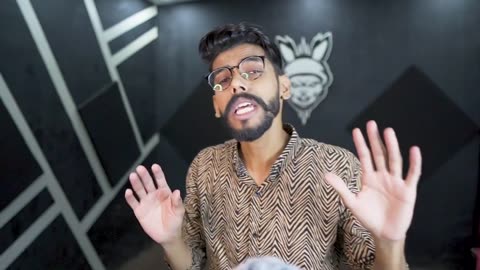 DAILY VLOGGERS IN PAKISTAN | Mithi Mithi
