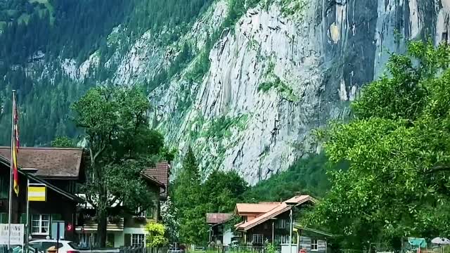 Exceptional alpine road.. 📍Stechelberg🇨🇭