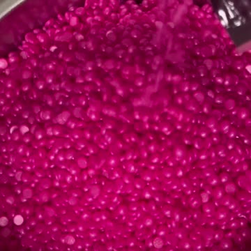 Discovering Luxury: Review and Melting of Sexy Smooth Tickled Pink Premium Synthetic Hard Wax