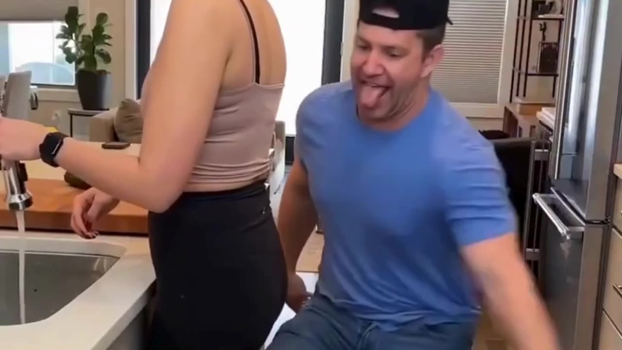 Husband has unique technique to protect his balls from his wife's kick
