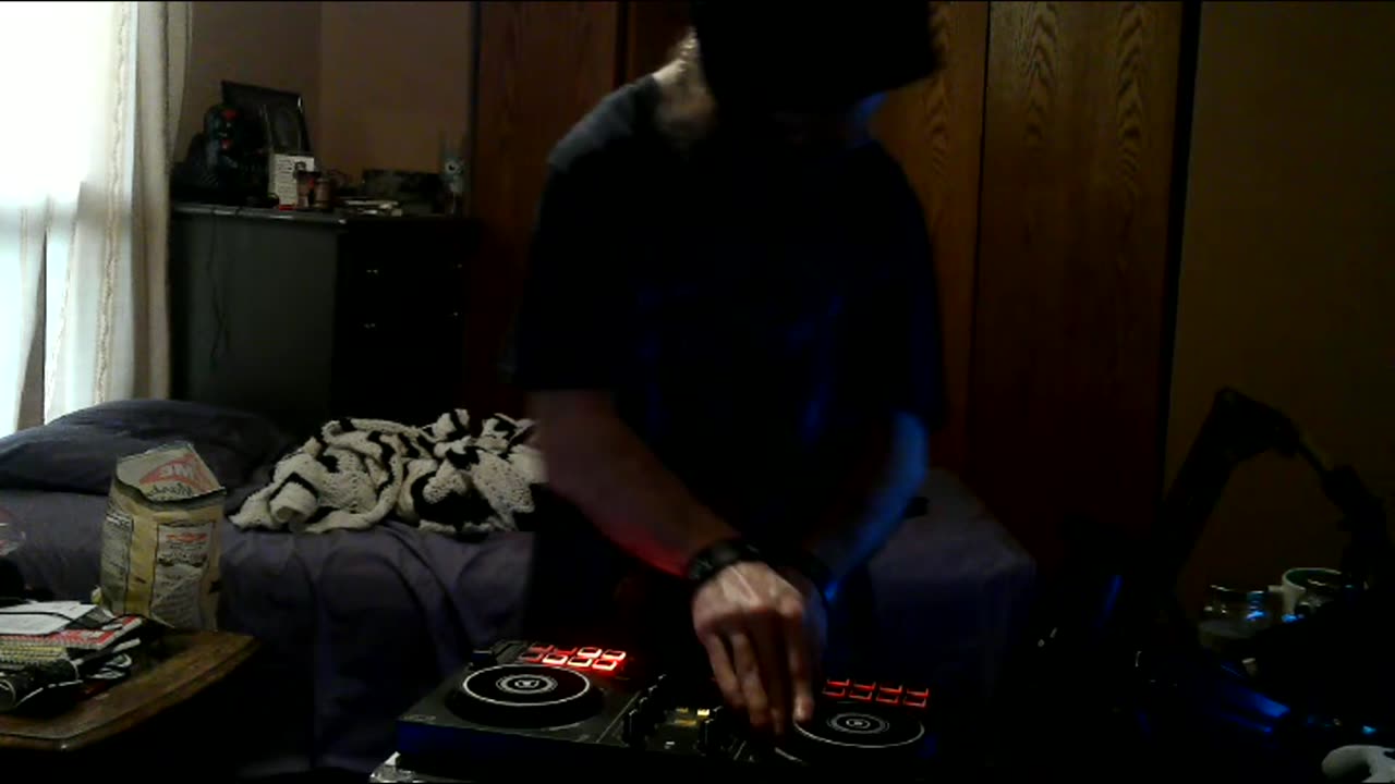 [Cyraxx Youtube 2021-7-21] First DJ SHow Live on here