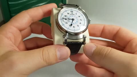 REVIEW OF UNIQUE ROLEX ANTIQUE WRIST WATCH