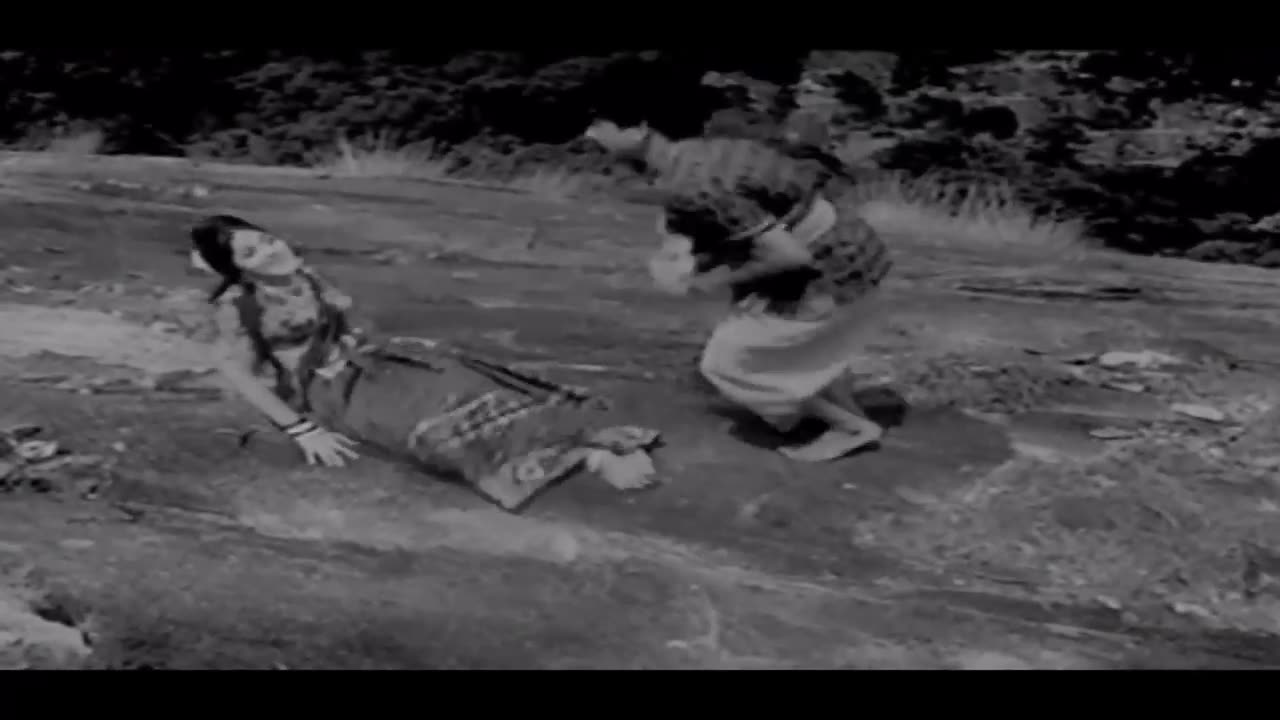 Nimirnthu Nil 1965｜ Tamil Classic Full Movie ｜ Drama Movie ｜ Ravichandran, Bharathi