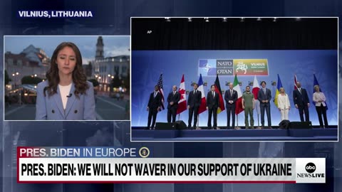 Biden reiterates commitment to Ukraine at NATO summit | ABCNL
