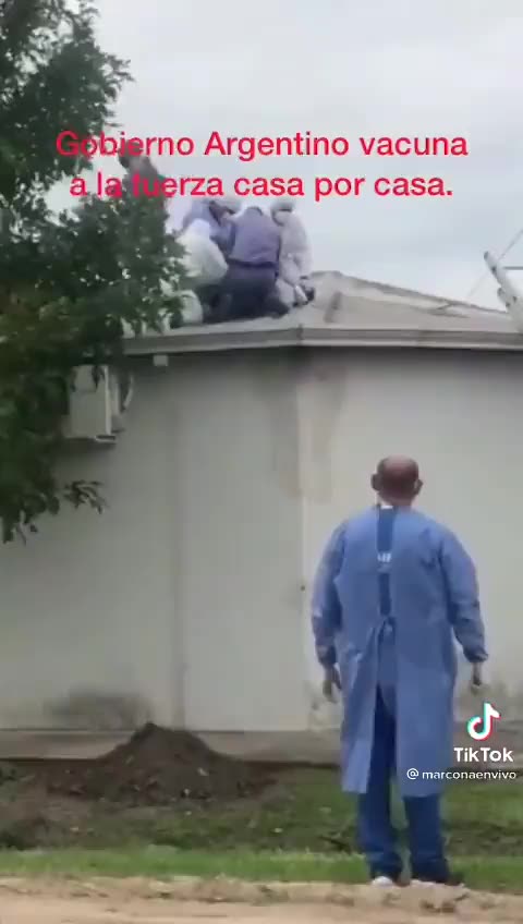 DICTADURA MUNDIAL USA LA POLICÍA Y ENFERMEROS PARA PINCHAR A CIUDADANOS SE BIEN