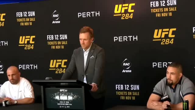Robert Whittaker reveals his thoughts during Adesanya vs Pereira