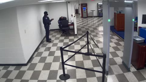 6135RHOBG3G3L8ScreeningArea8_2021-01-06_06h00min01s293ms.mp4